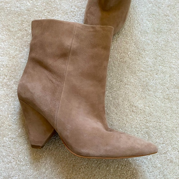 Vince Camuto boots - New without tags - Picture 3 of 4